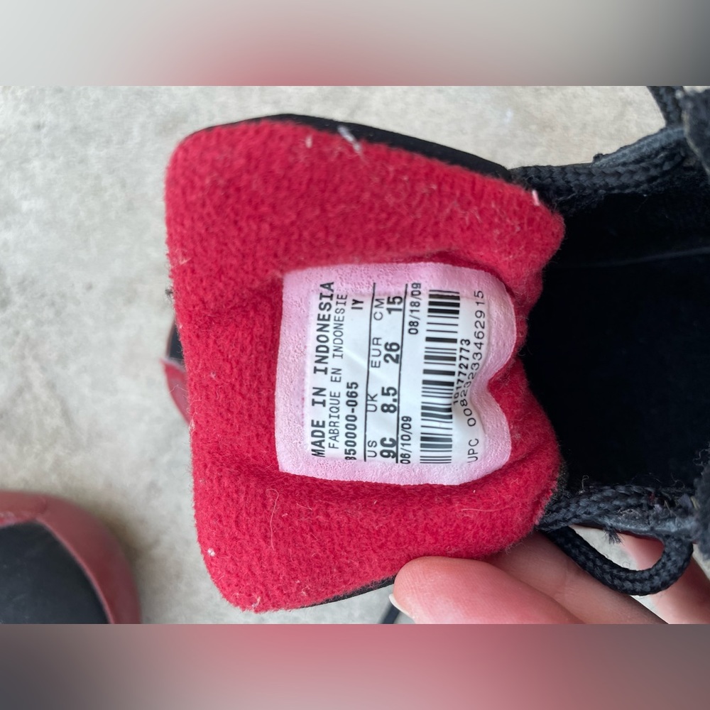 Air Jordan 12 Retro Toddler 'Flu Game' 2009 Sneakers - Picture 9 of 9